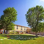 Casa de Férias Domaine De Garille *
